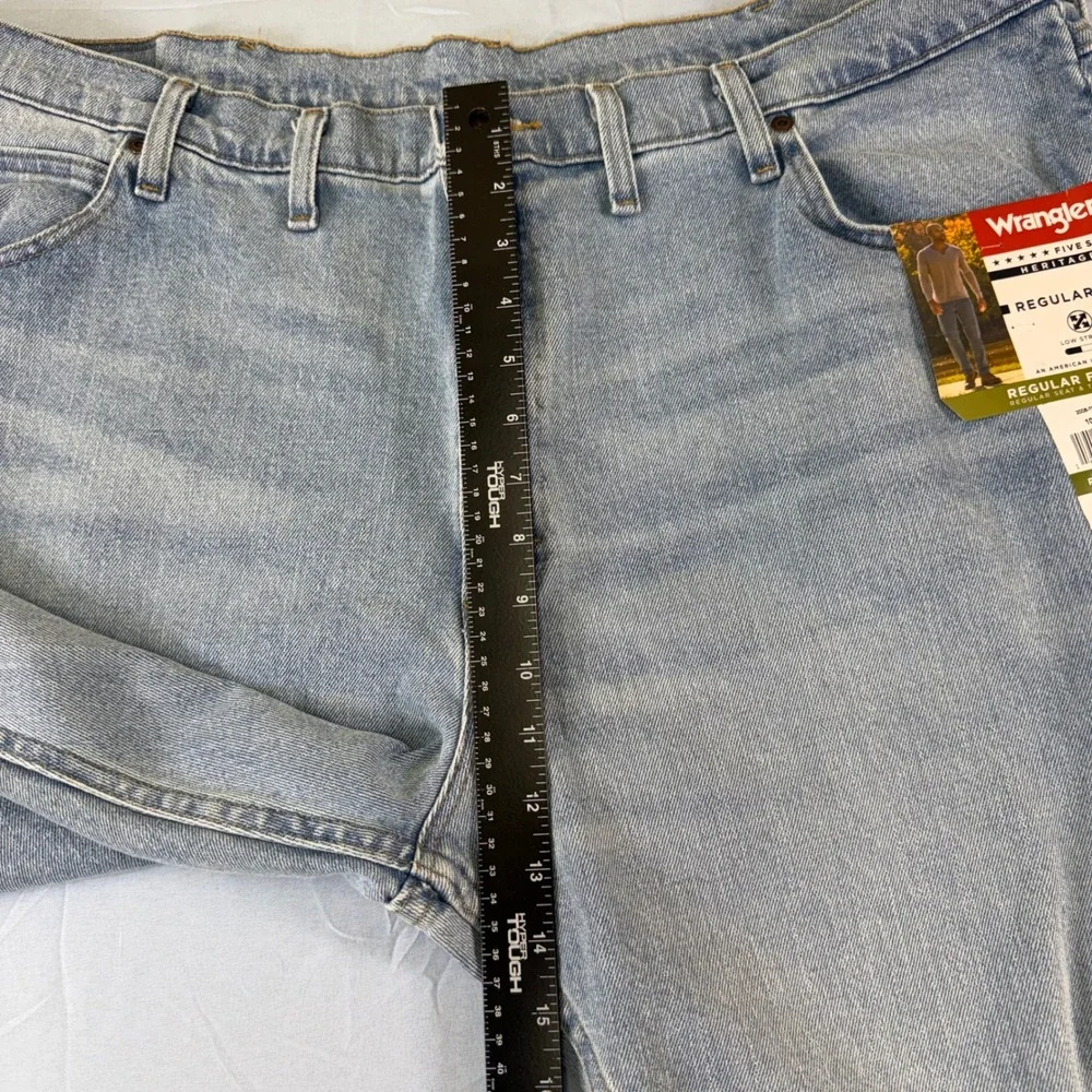 Wrangler Five Star Heritage Mens Regular Fit Jean Light Wash 44x30 1096FXVBI NWT
